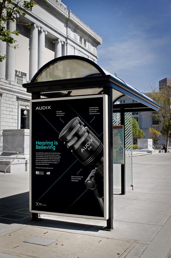 zooom project audix busstop mockup