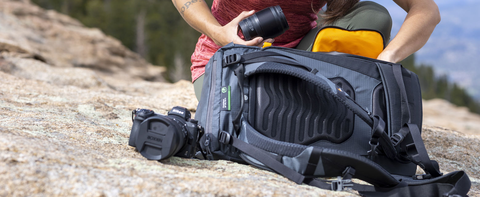 zooom LowePro Tara 1