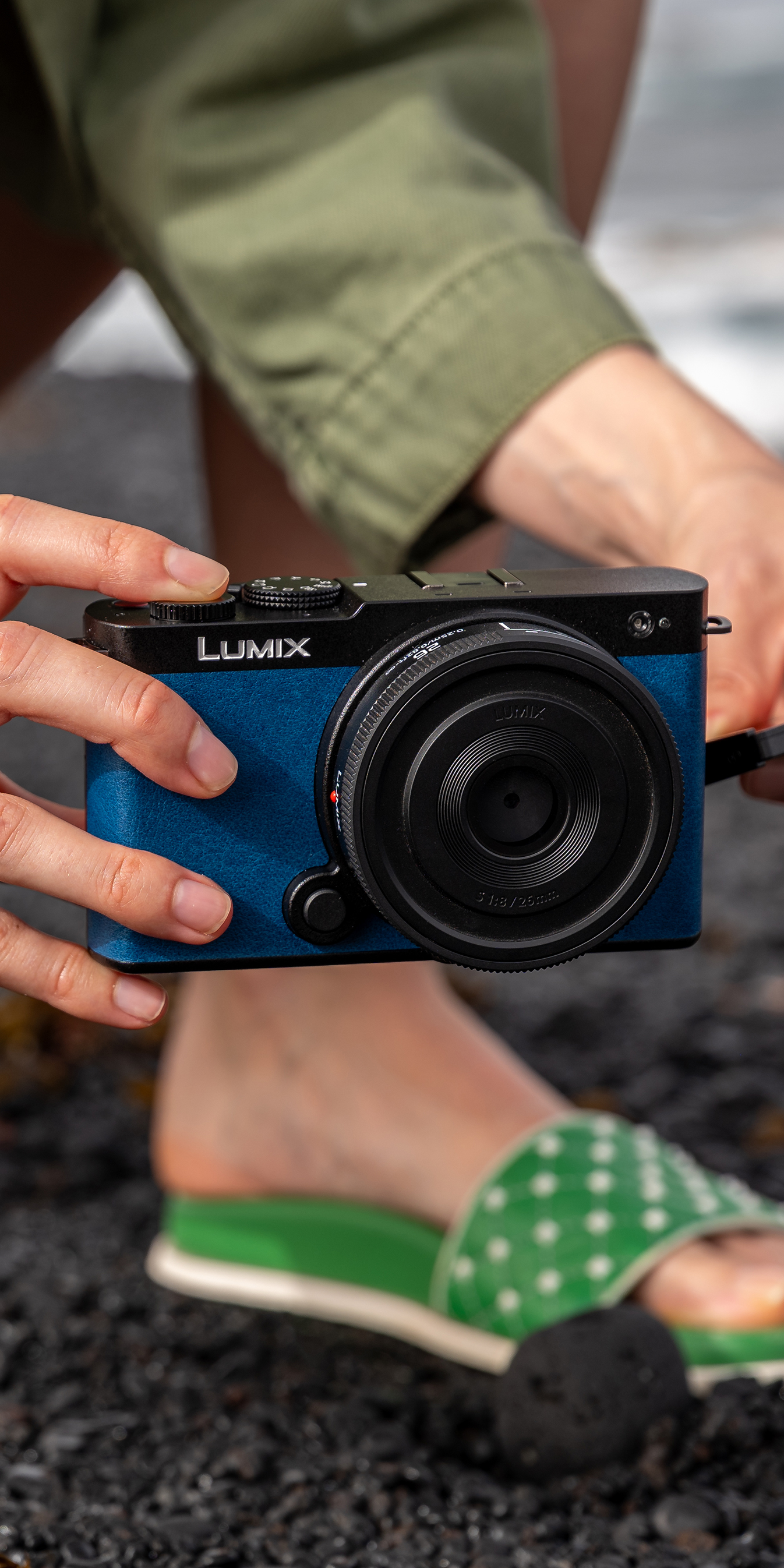 Panasonic - パナソニックが【LUMIX S9】を発表 | zooom. building